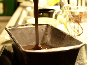 backen 20110303-002 Schokokuchen in der Form